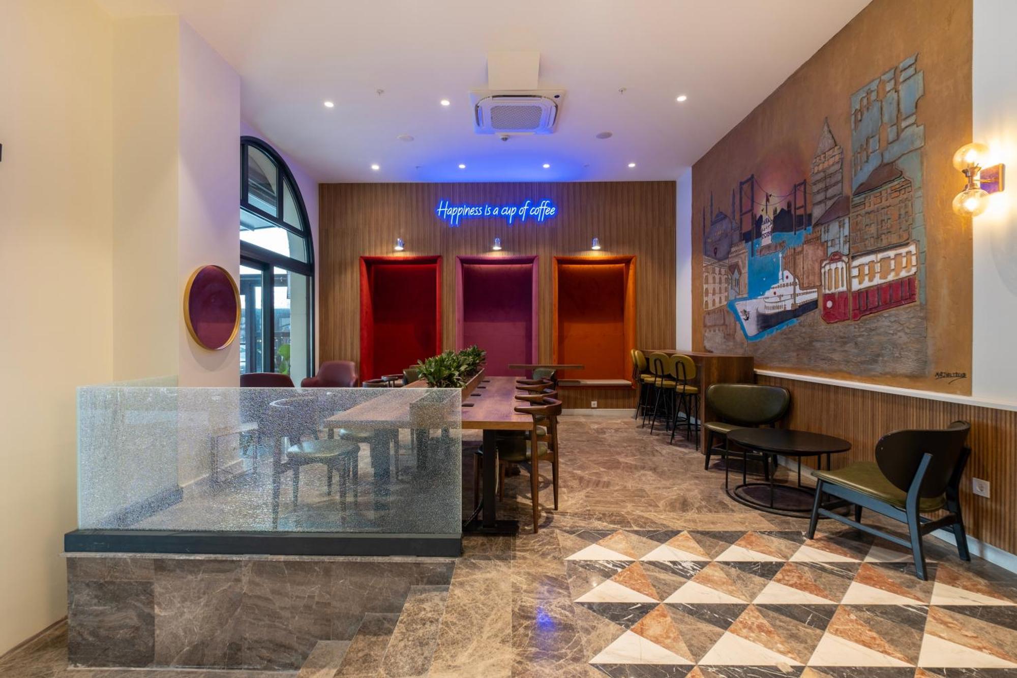 Hotel New Old Town 4*