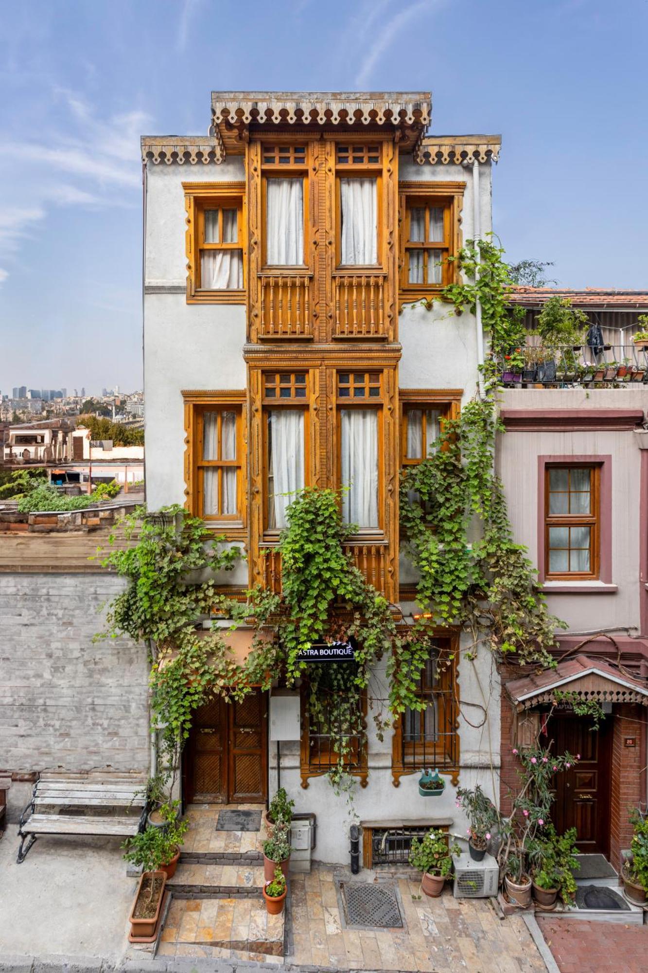 The Astra * Istanbul