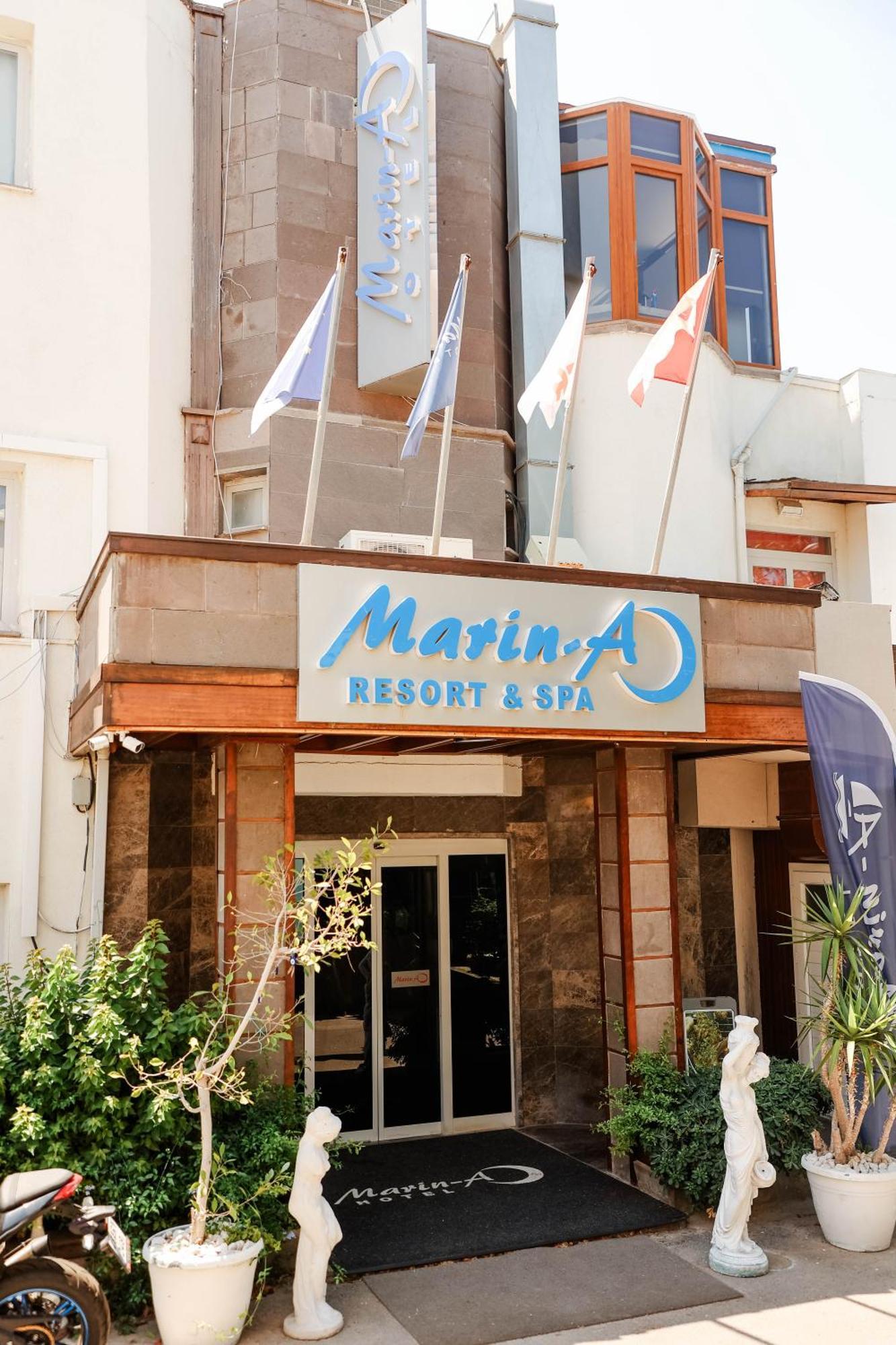 Marin-a & 3*