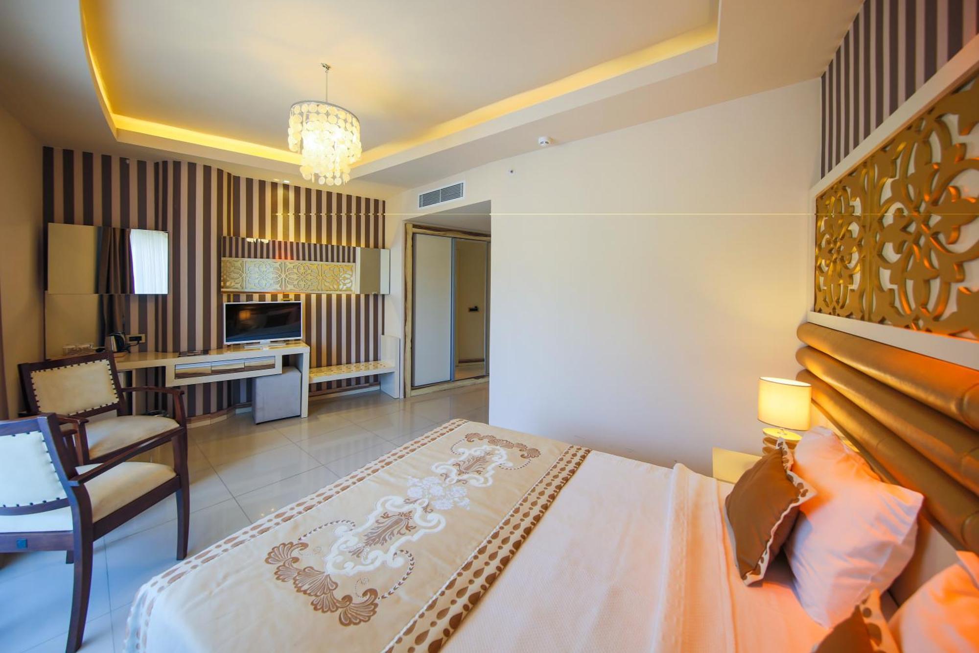 Elamir Kemer