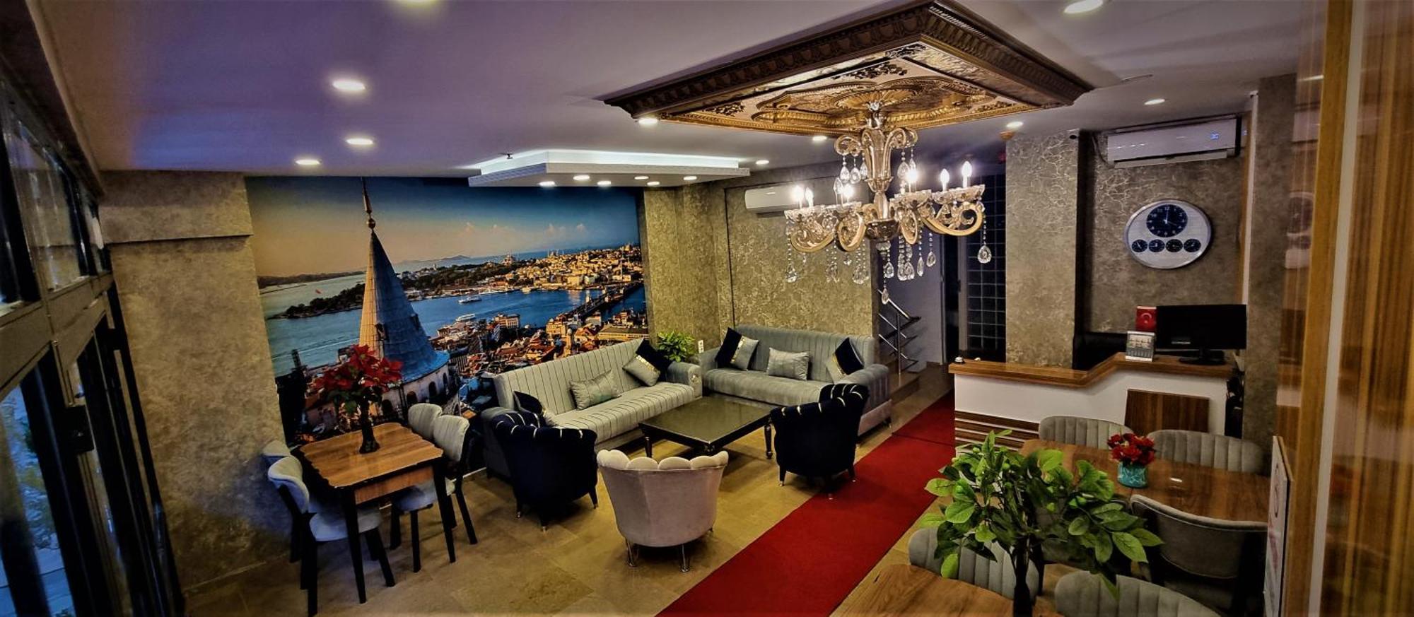 Hotel By Historial Due 3*