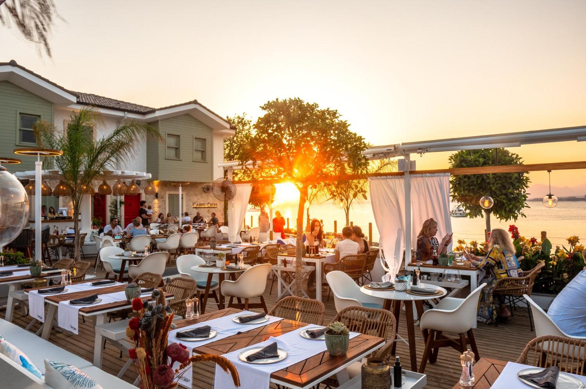 Carpe Diem Boutique - Adults Only Hotel Side