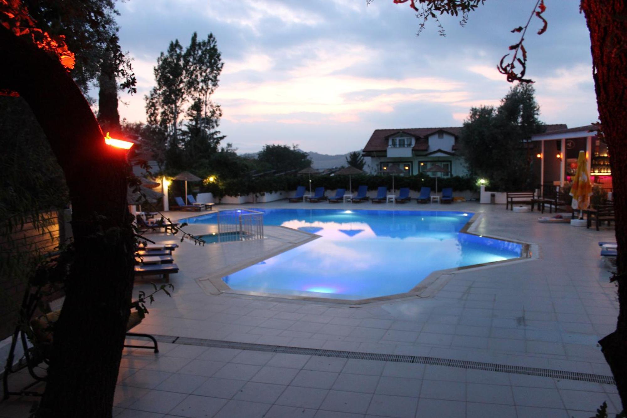 Tunacan 3*