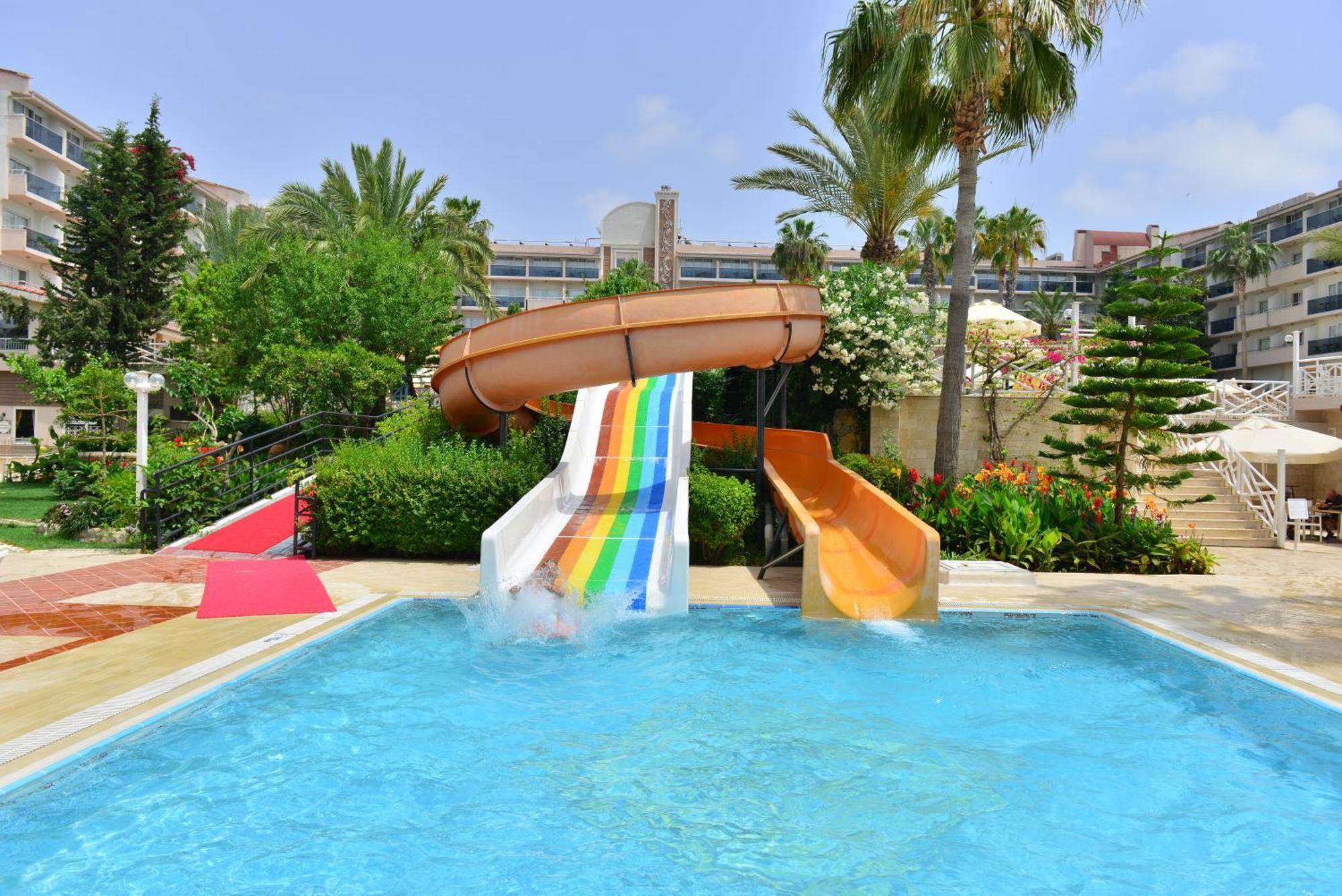 Seaden Corolla Hotel 4*