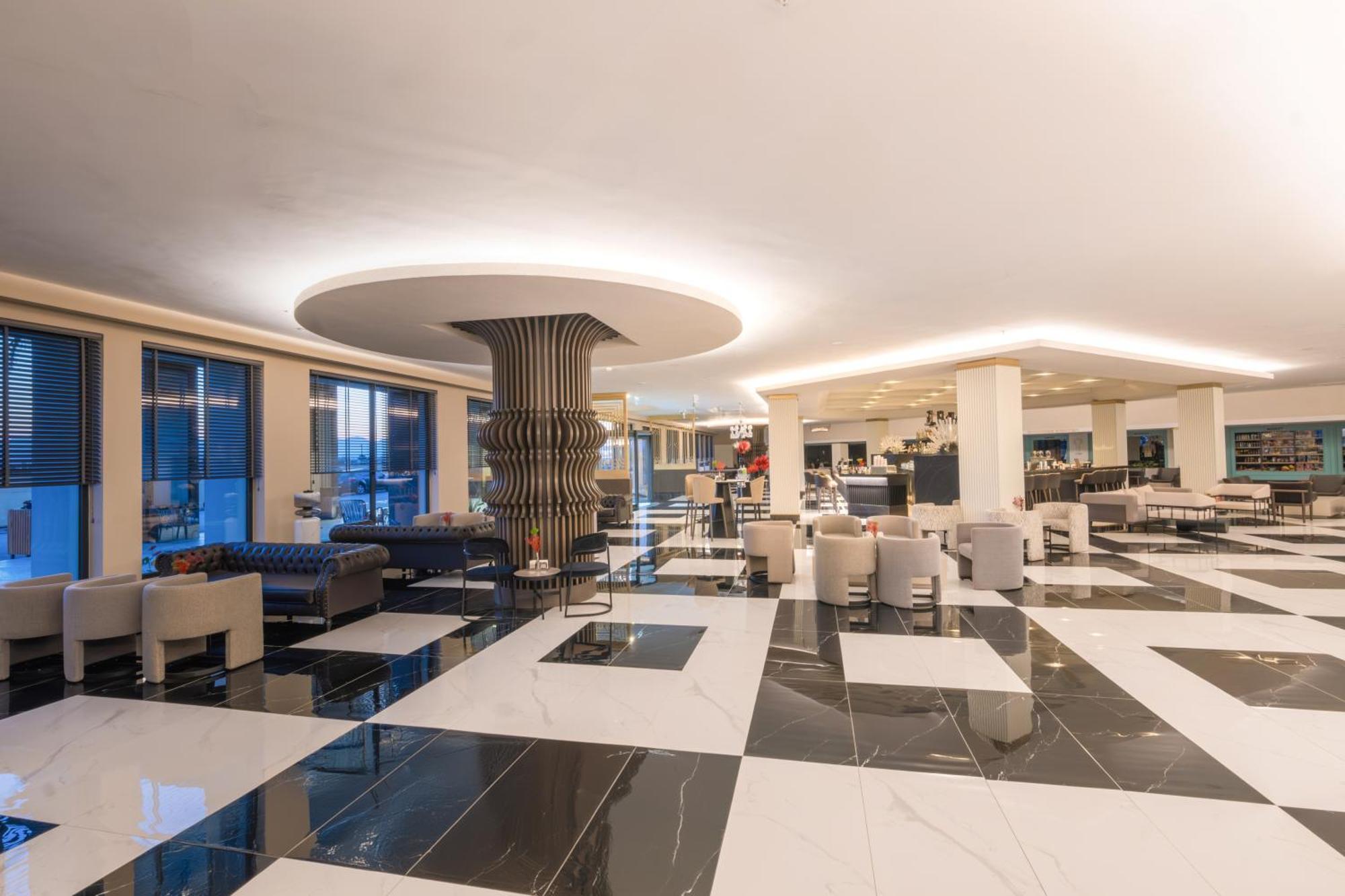 Hotel The X Belek