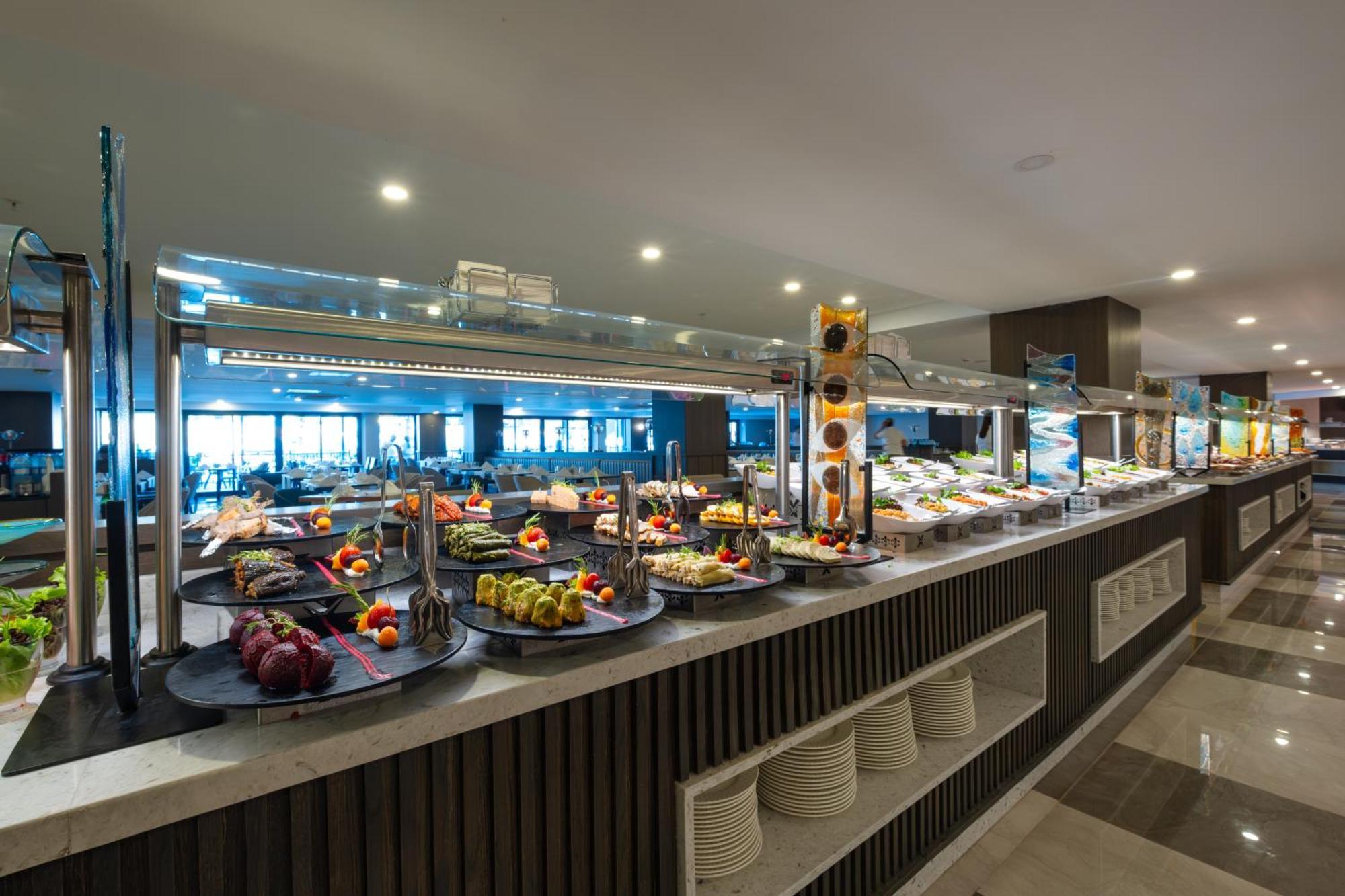 The X Hotel 5*