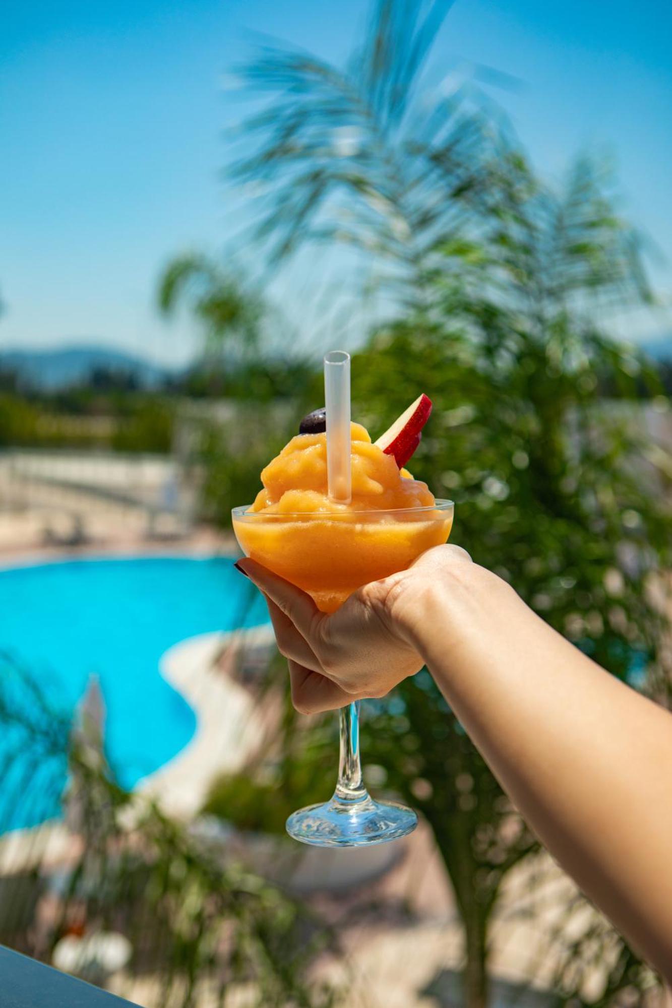 Ramada By Wyndham 5*