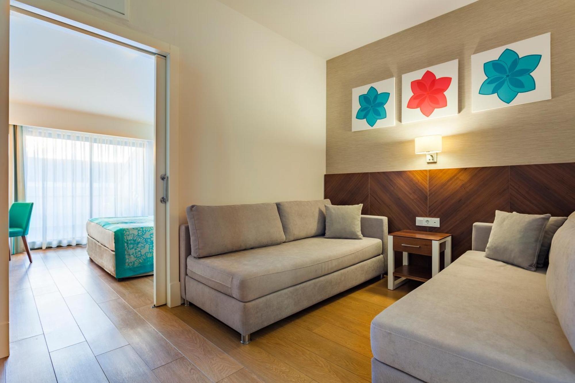 Terrace Resort 5*