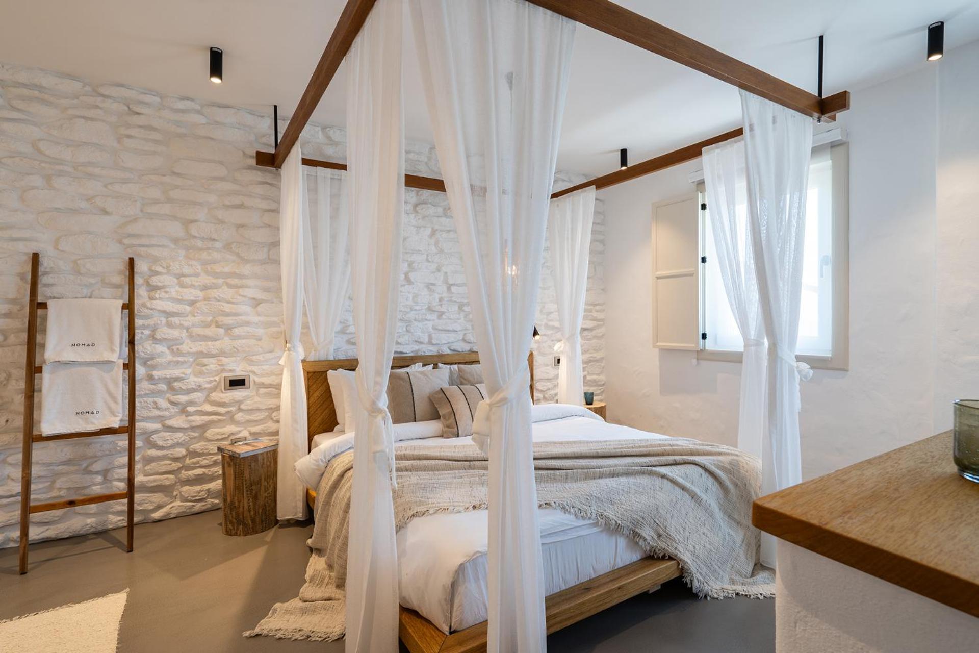 Nomad Boutique - Adults Only Hotel Side