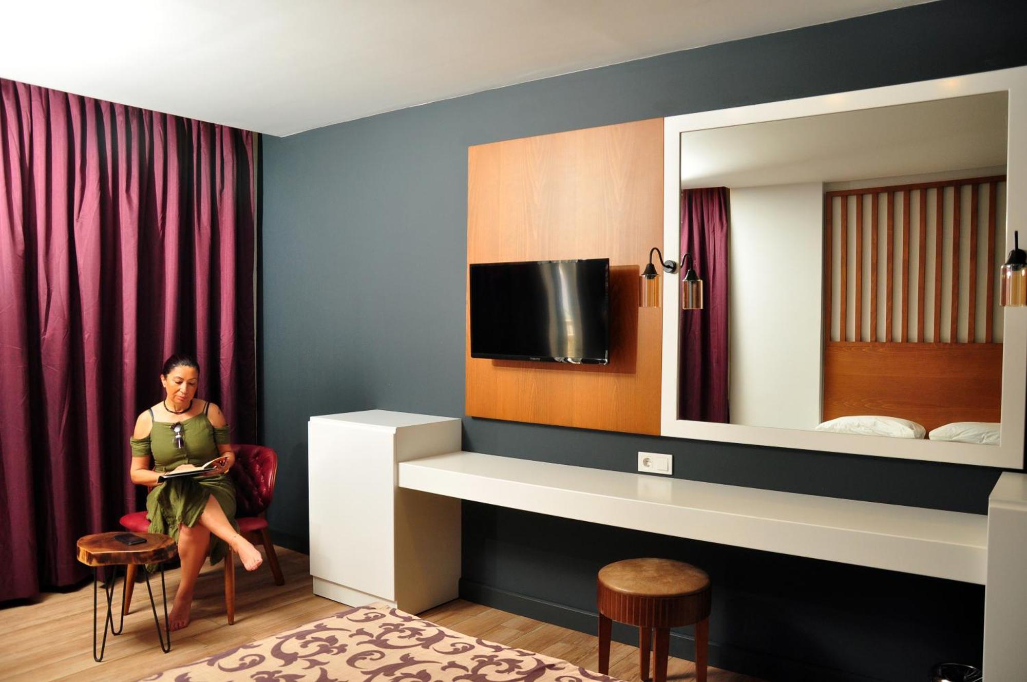 Sey & Hotel