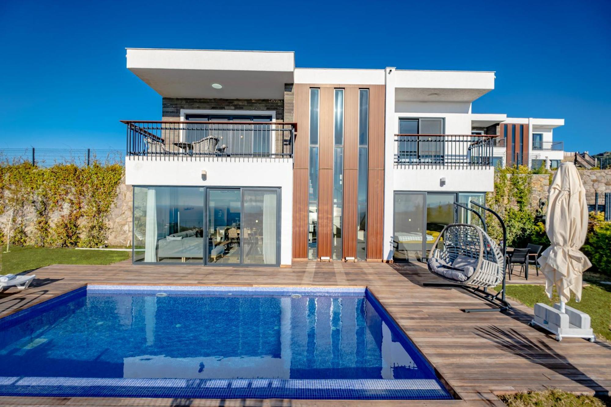 Farilya By Important Group Travel Villa