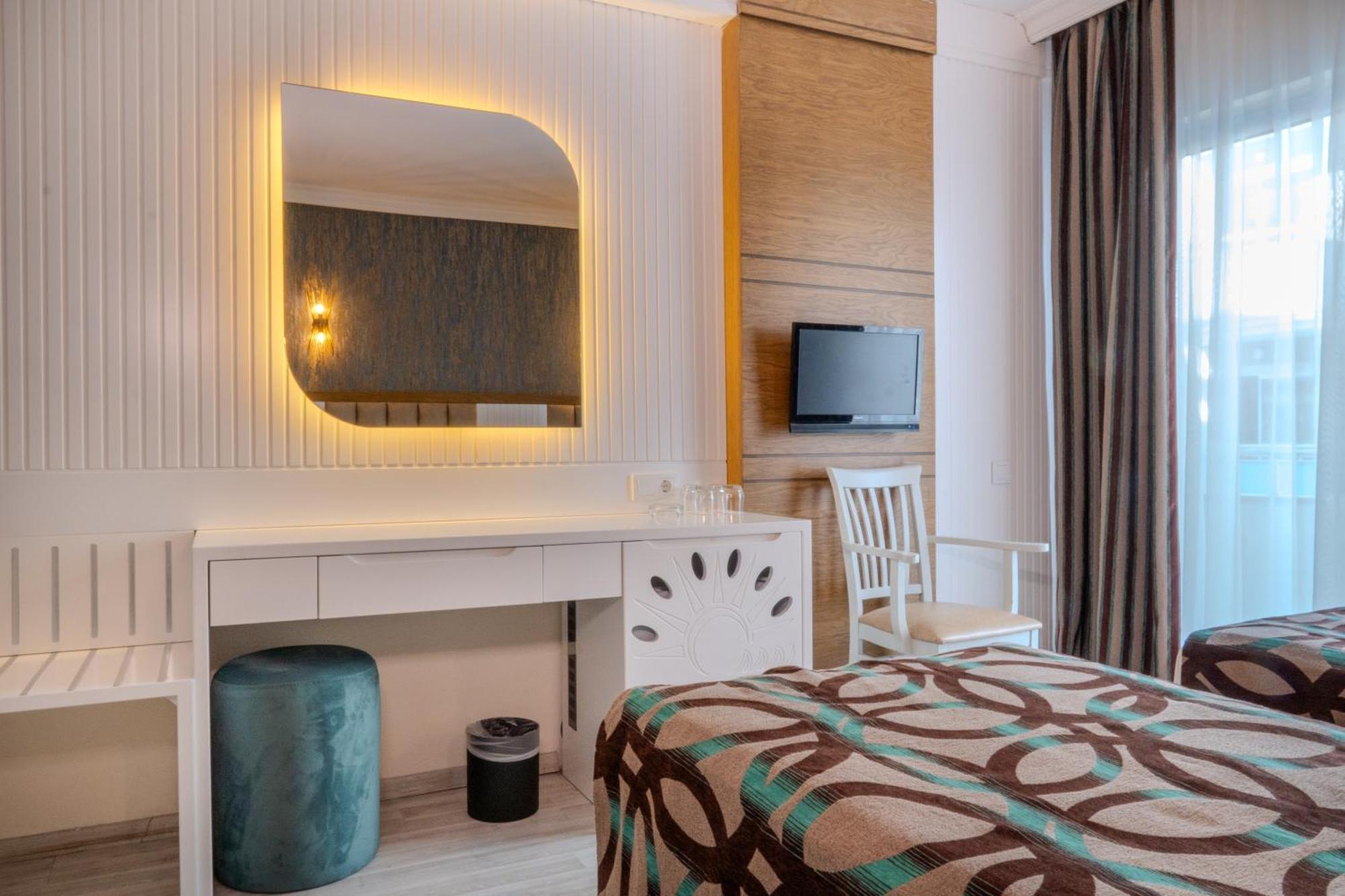 Concordia Celes Beach Hotel Okurcalar