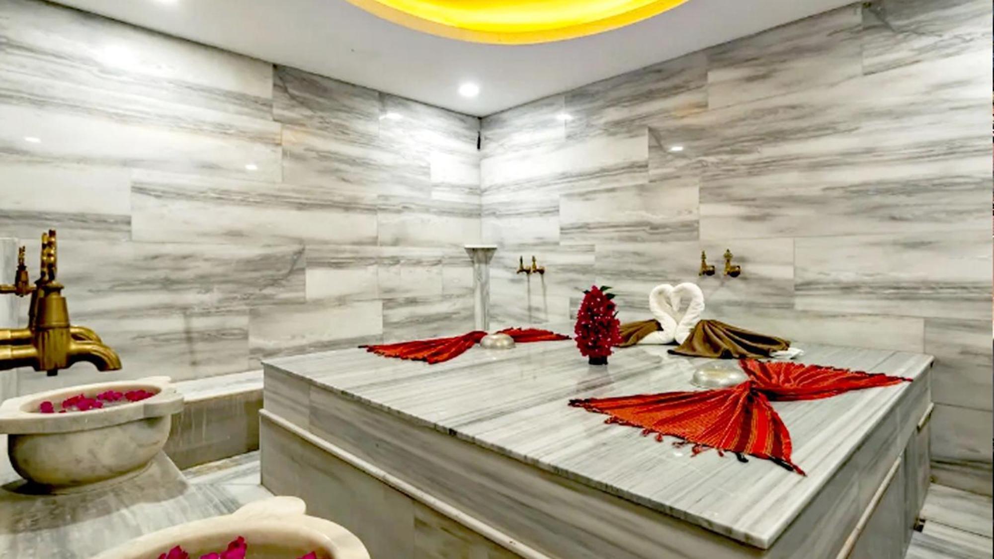 Dionisus Hotel