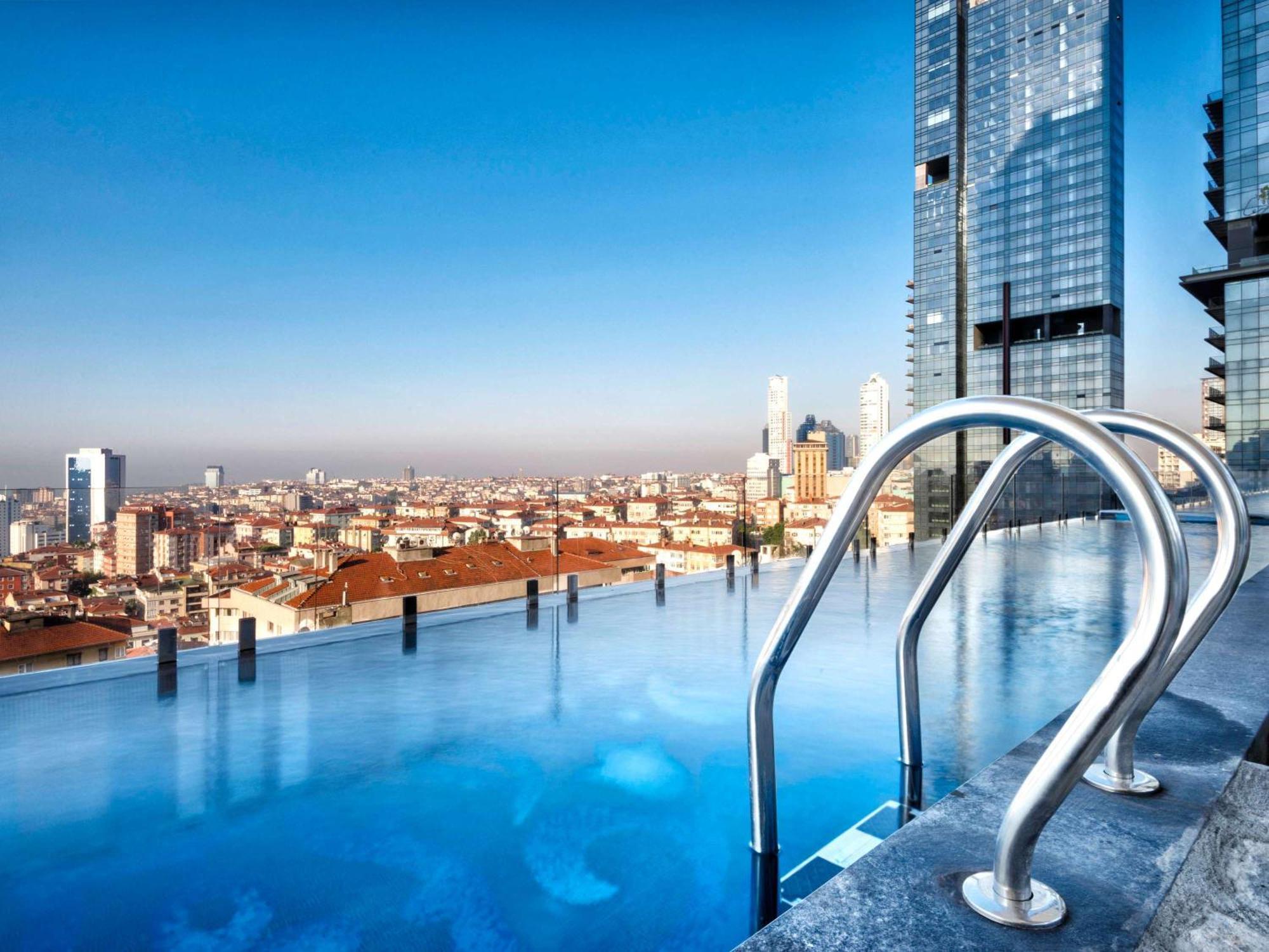 Hotel Fairmont Quasar