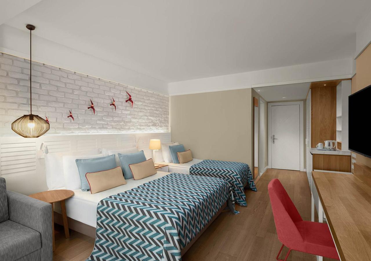Hotel Akra