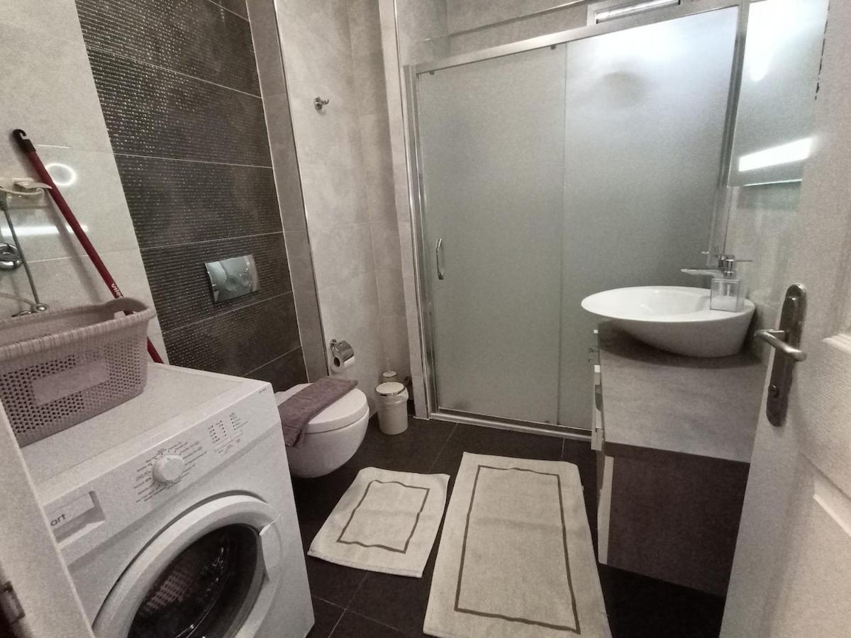 Apartment Deniz Manzarali, Plaja 100 Metre, Luks 4 *