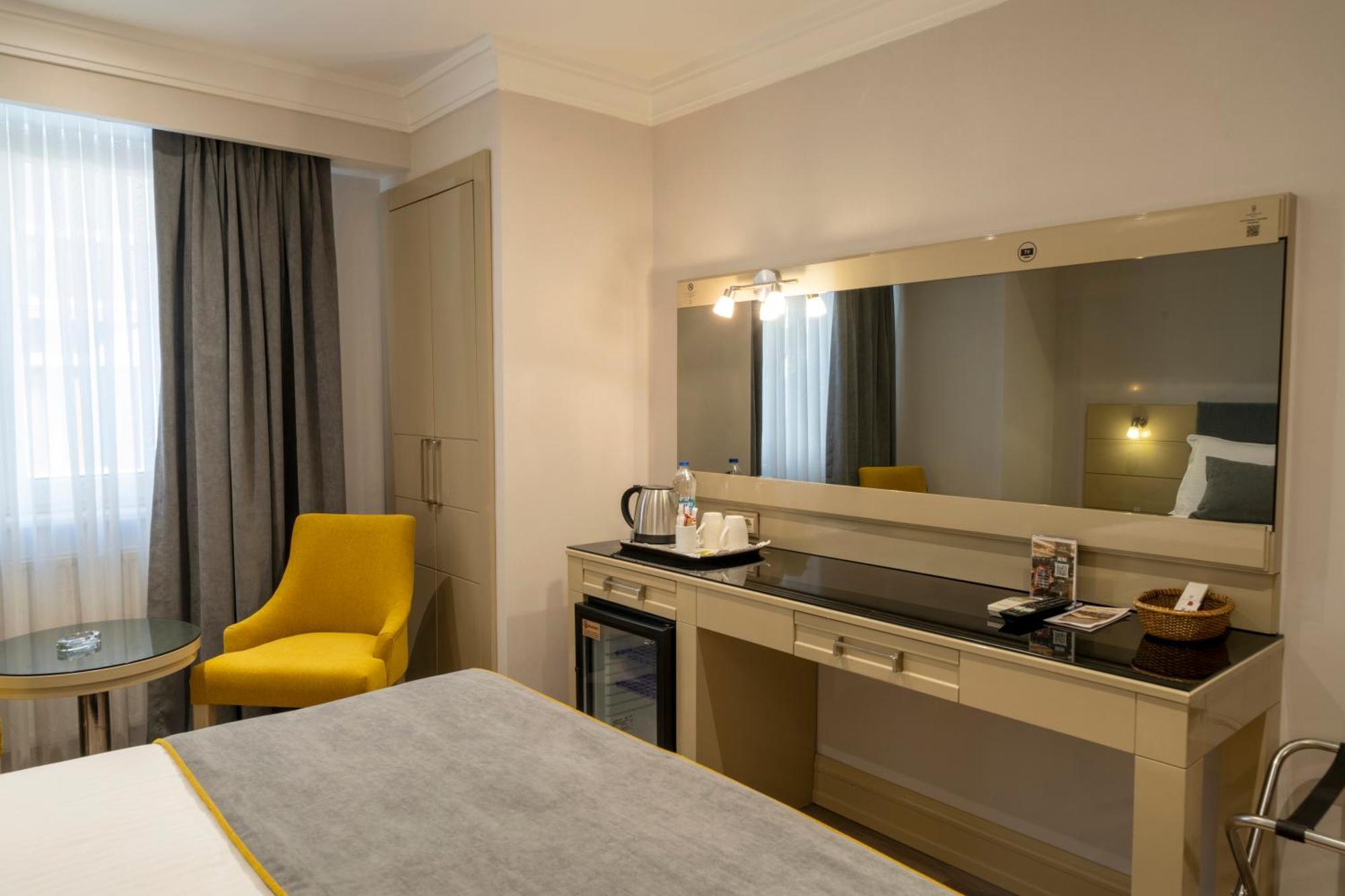 Amethyst Hotel 4*