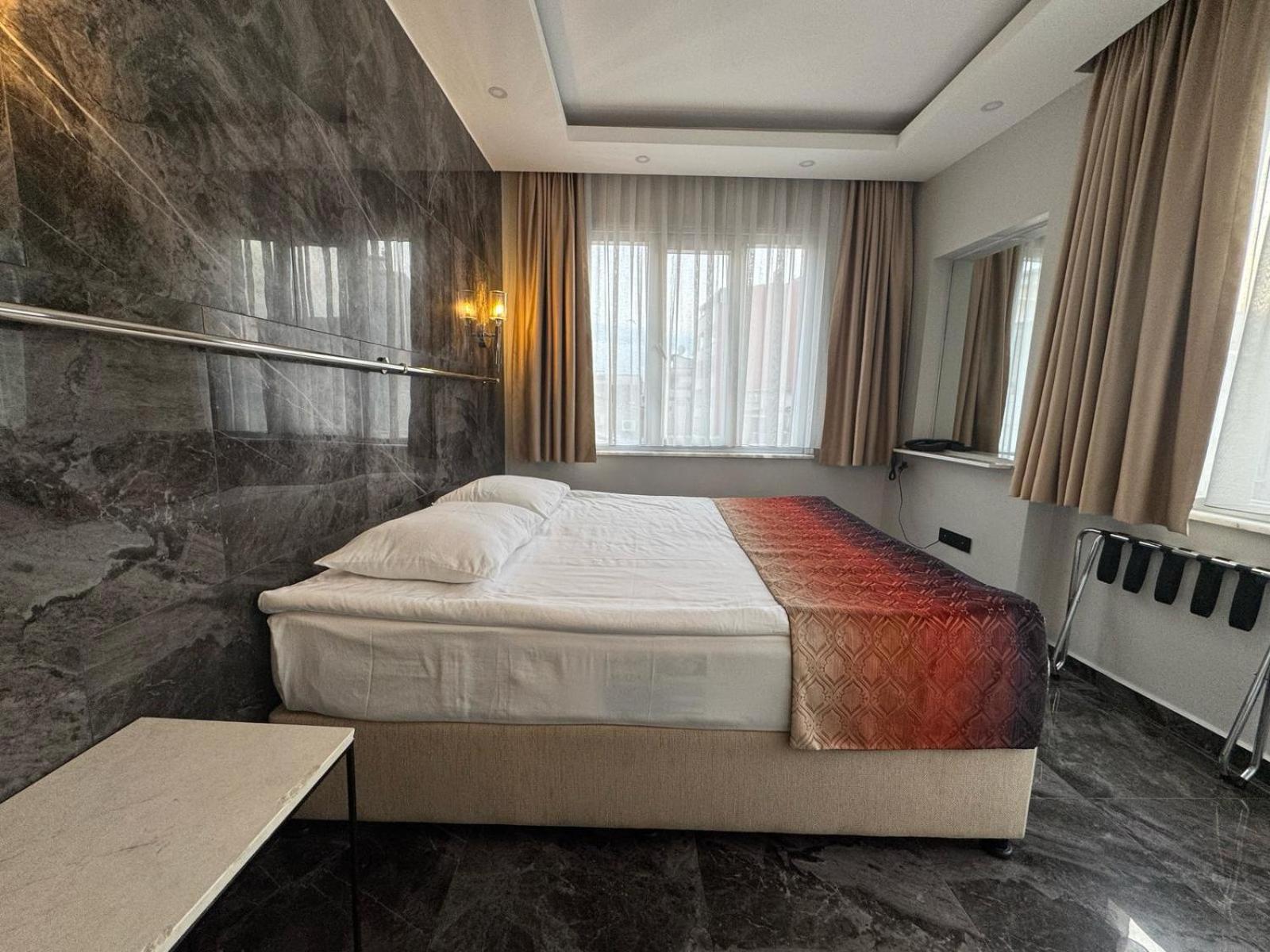Bed & Breakfast Bguest &