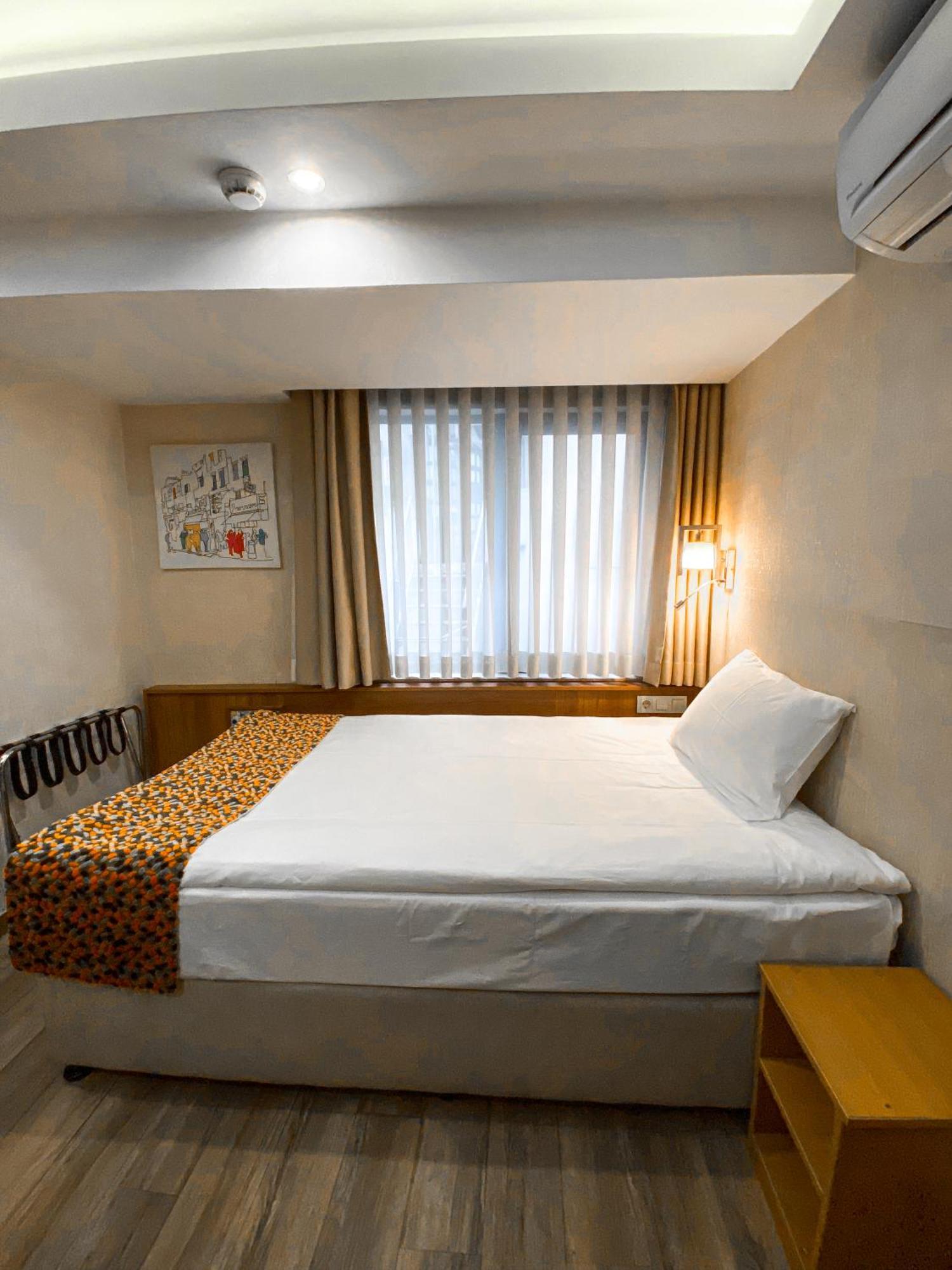 Bed & Breakfast Bguest & 3*