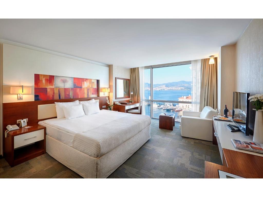 Hotel Kordon Pasaport 4*
