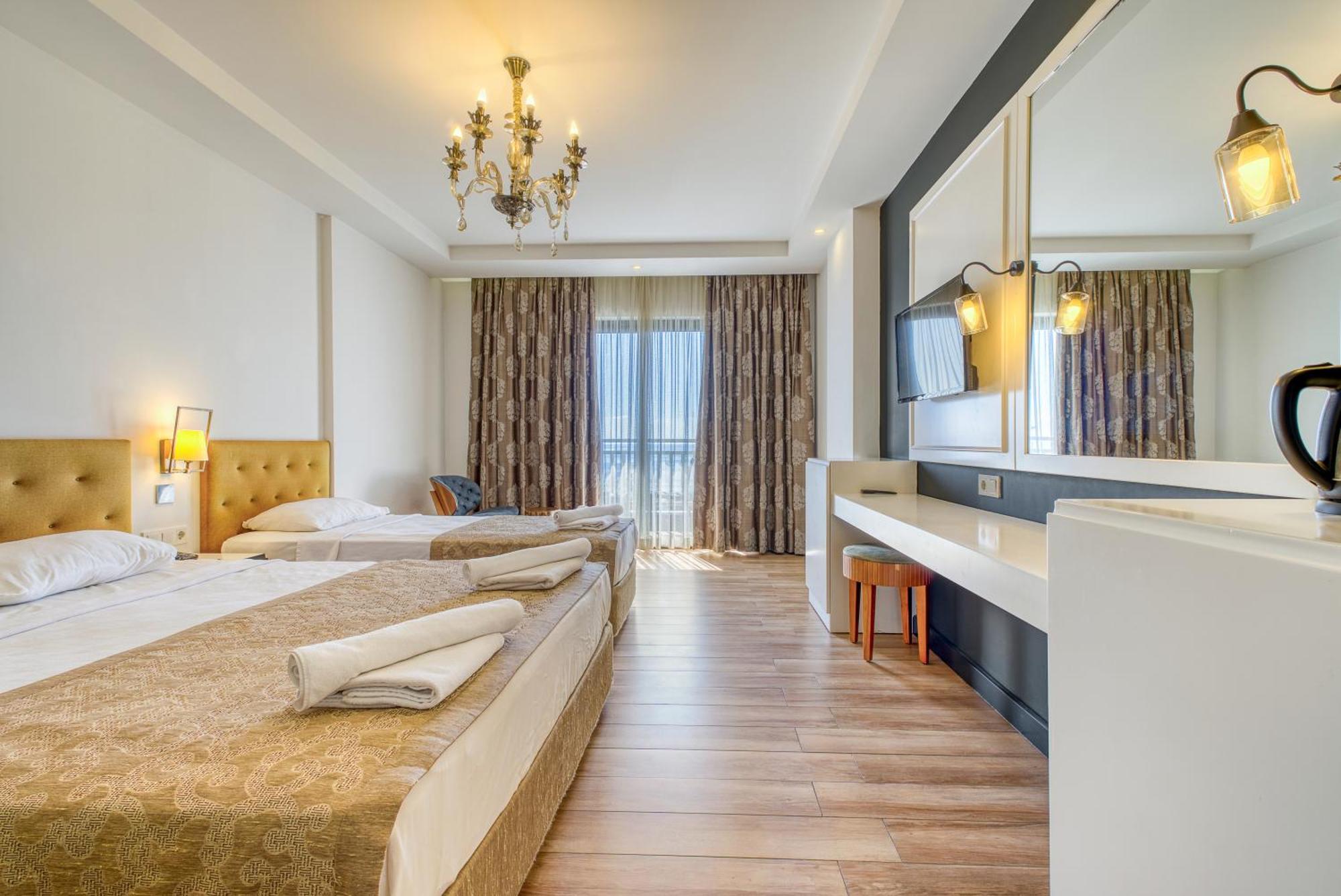 Hotel Sey & 4*