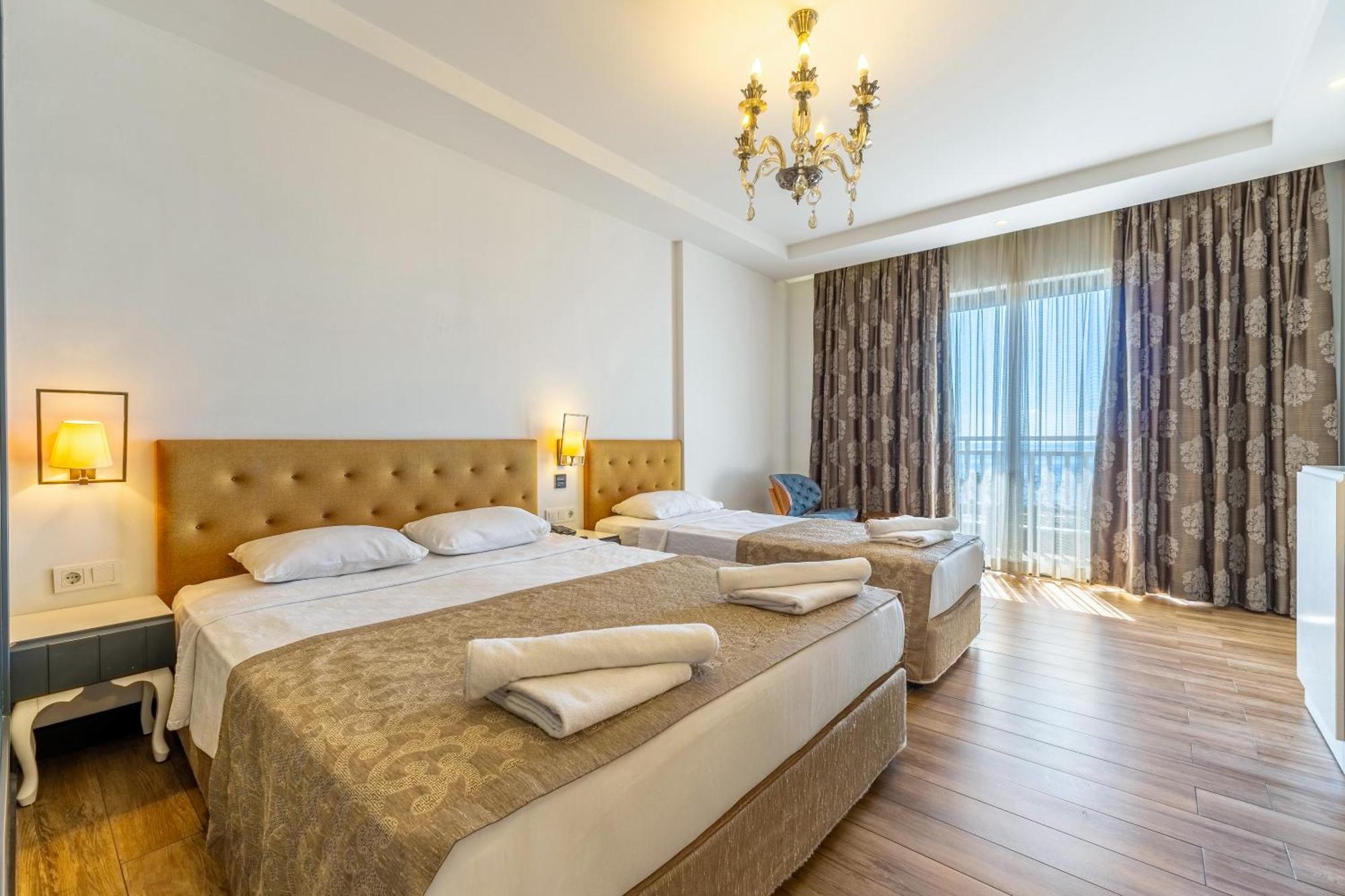 Hotel Sey & 4*