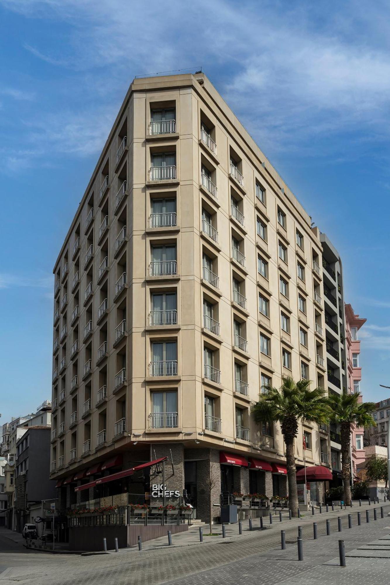 Continental Pera Hotel