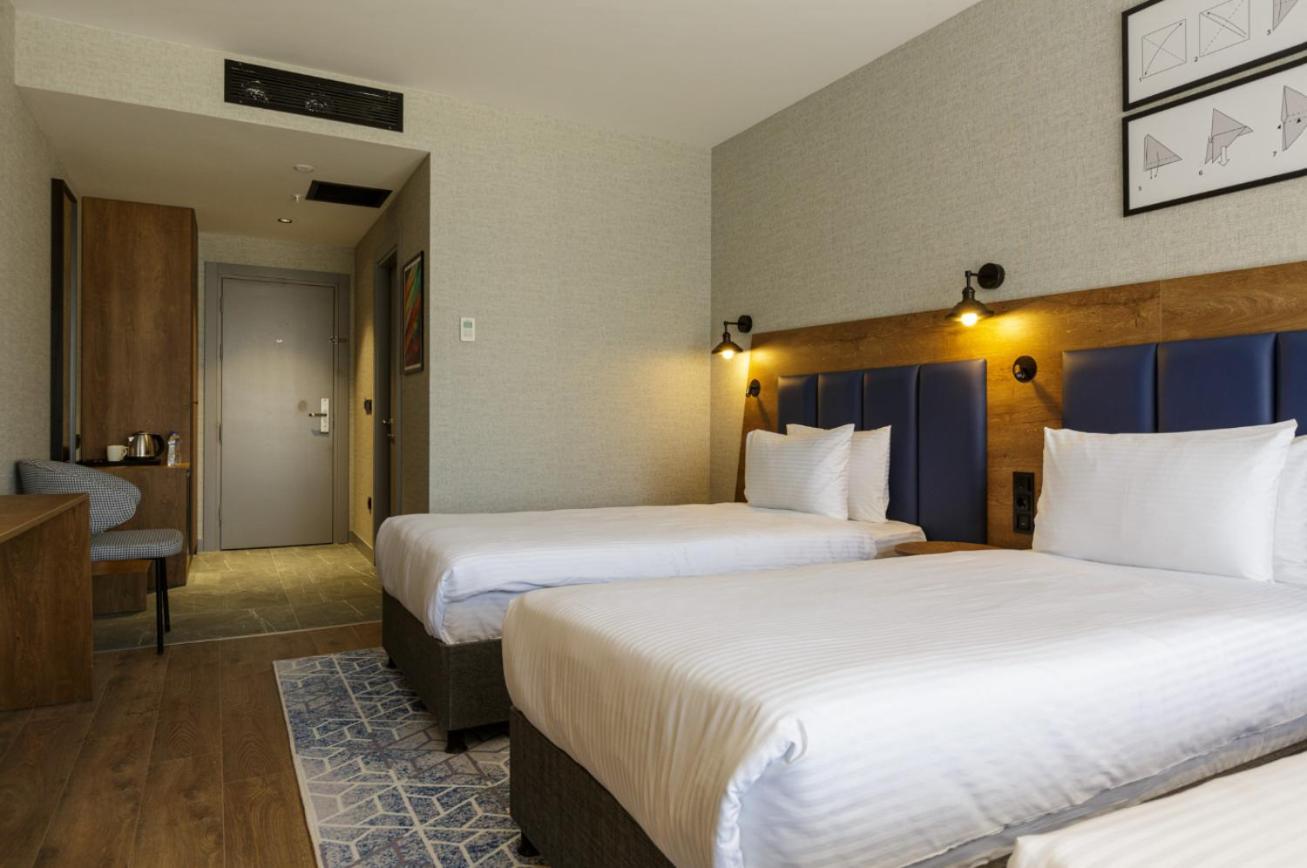 Ramada Encore By Wyndham Arnavutkoy Hotel *