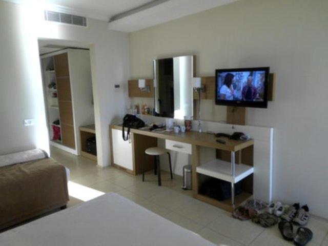 Venessa Hotel 4*