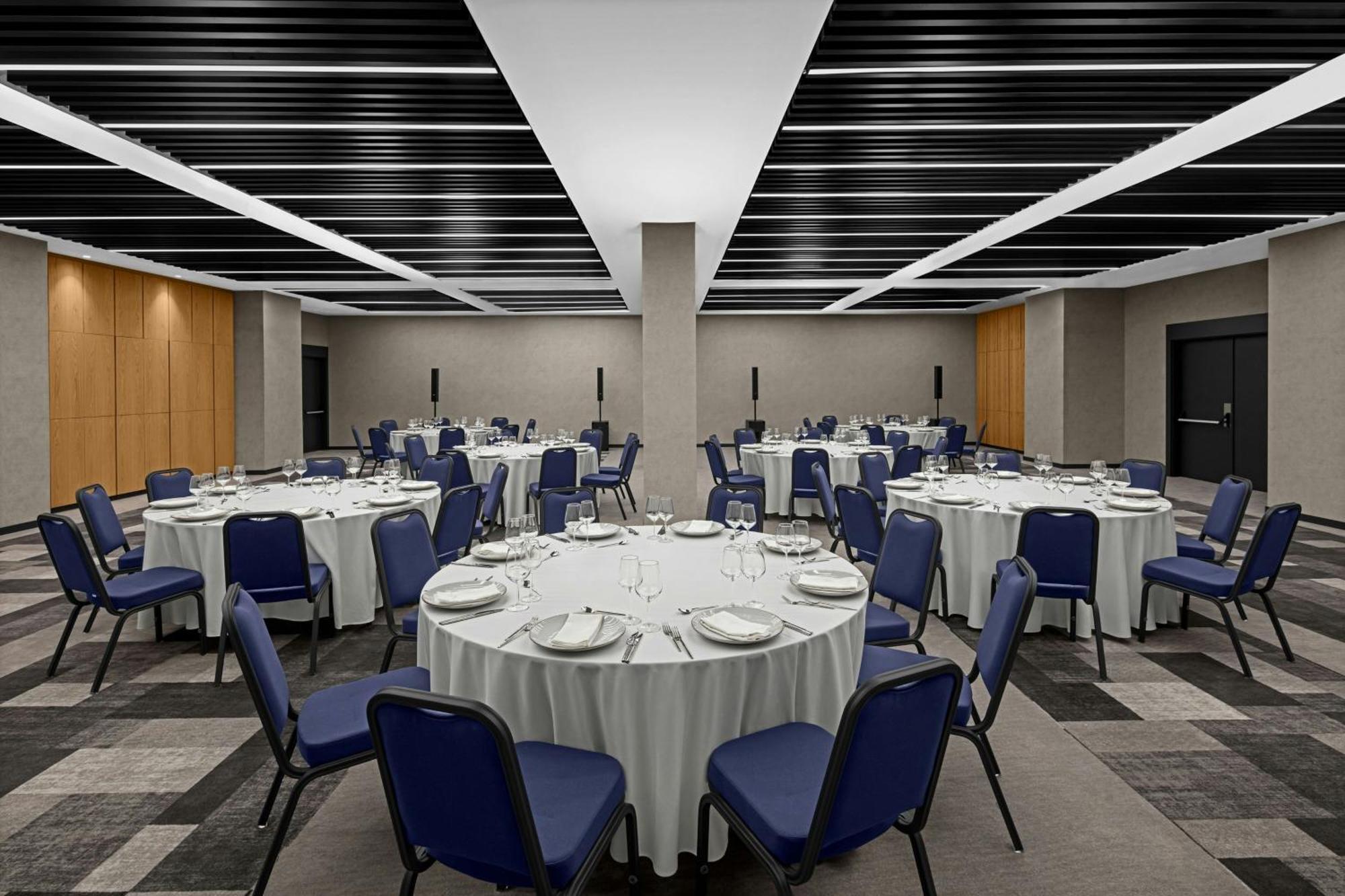 Four Points By Sheraton Pendik Hotel *