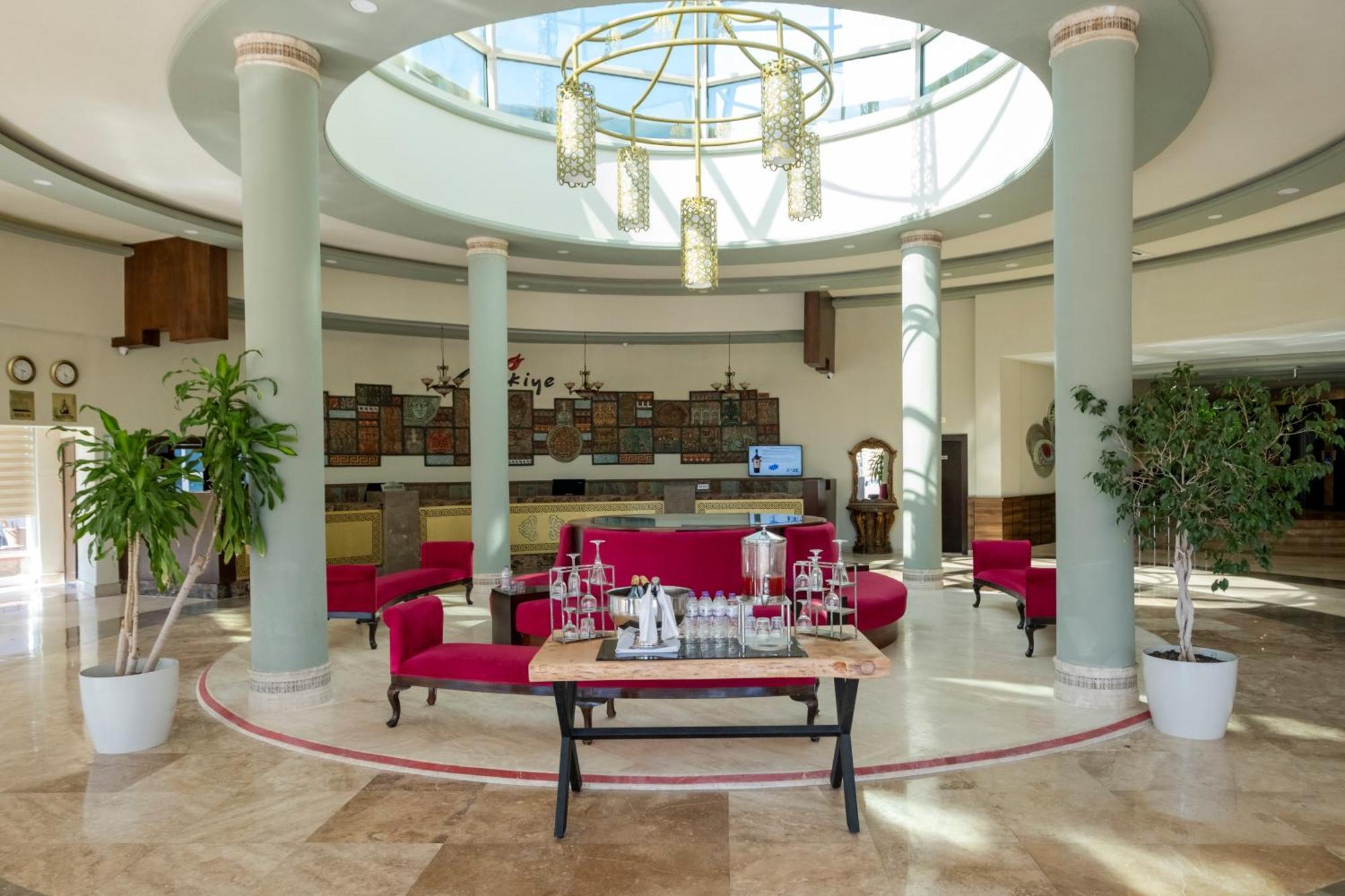 Hotel Fore & Kemer