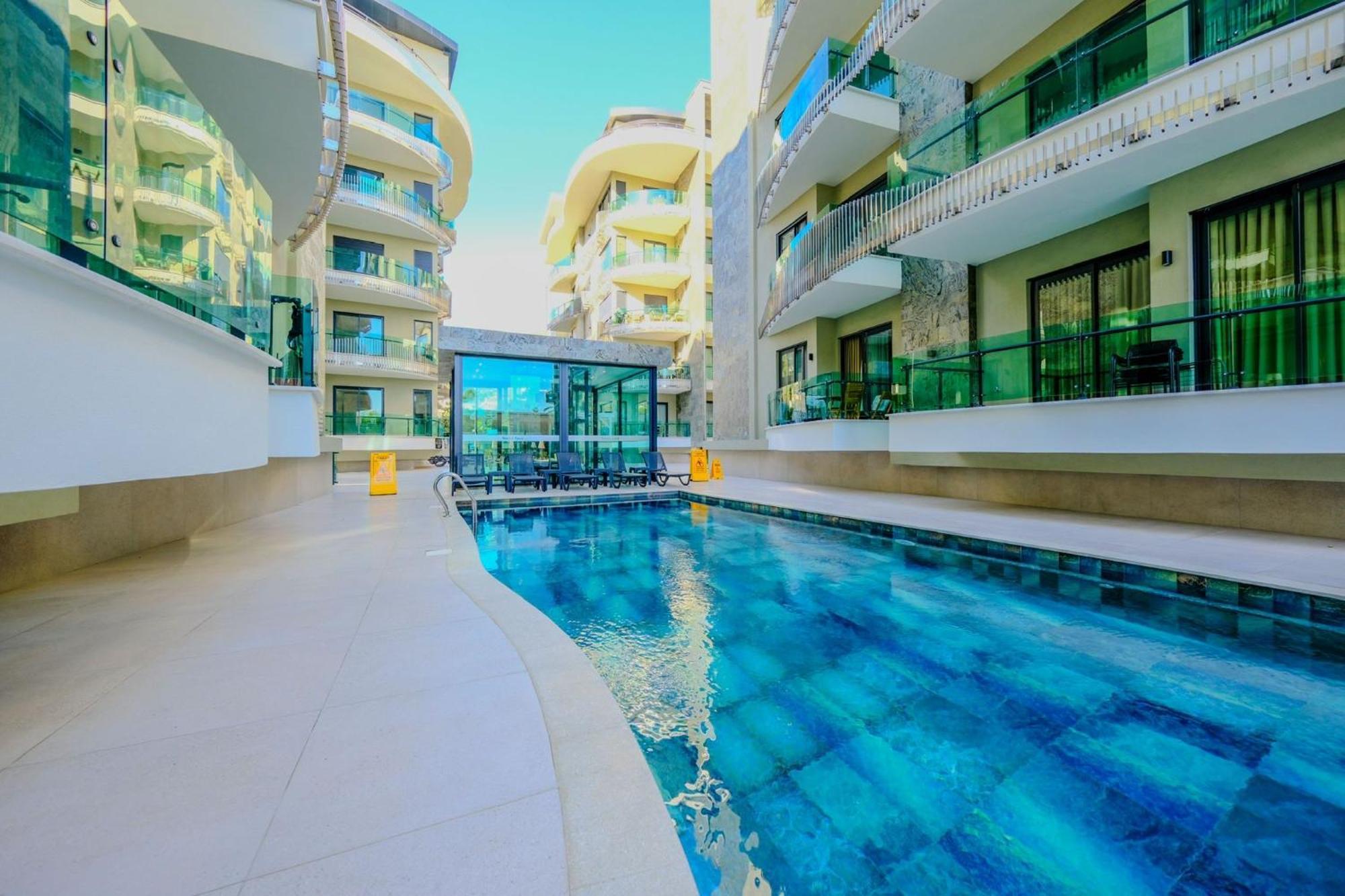 Legend 36-37 Apartment