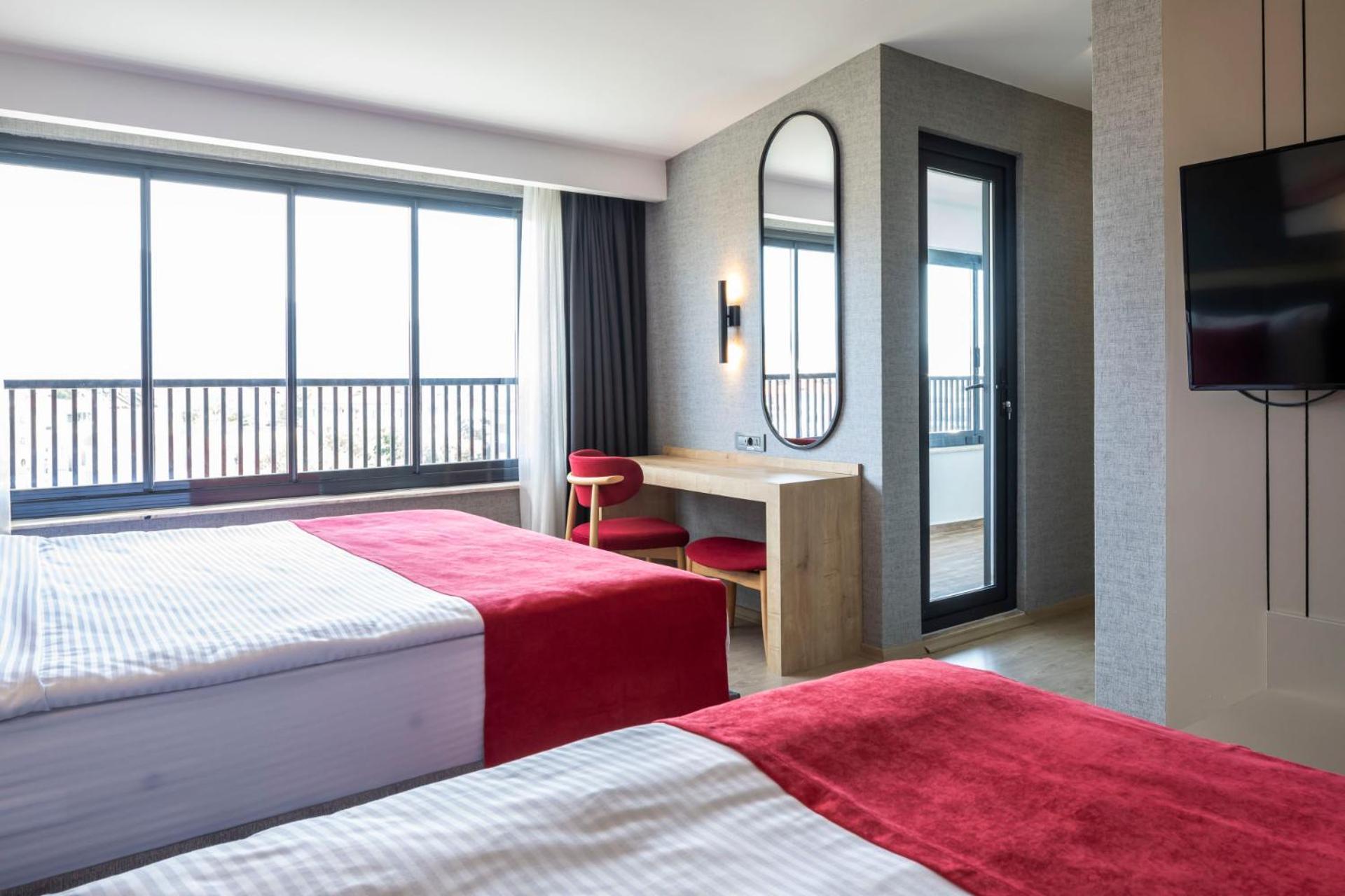 Ramada By Wyndham Hotel 5*