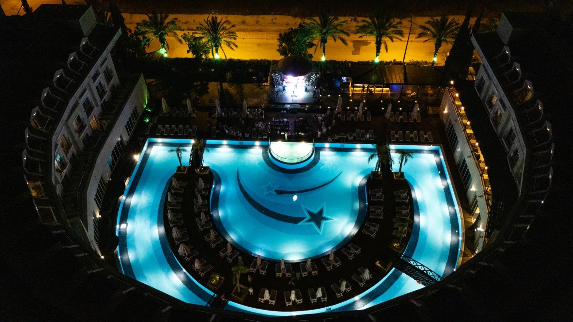 Meder Hotel