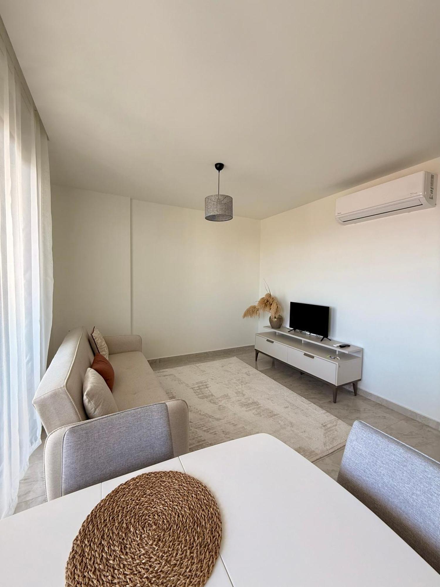 Sa Apartments! Sea And Mountain View 2bd Duplex
