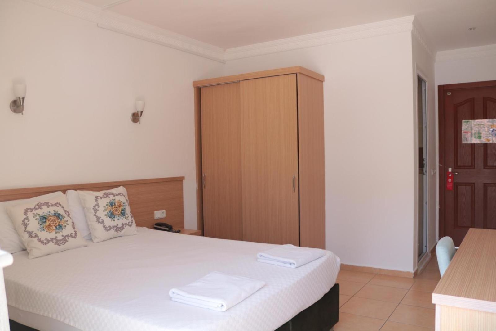 Hotel Taner