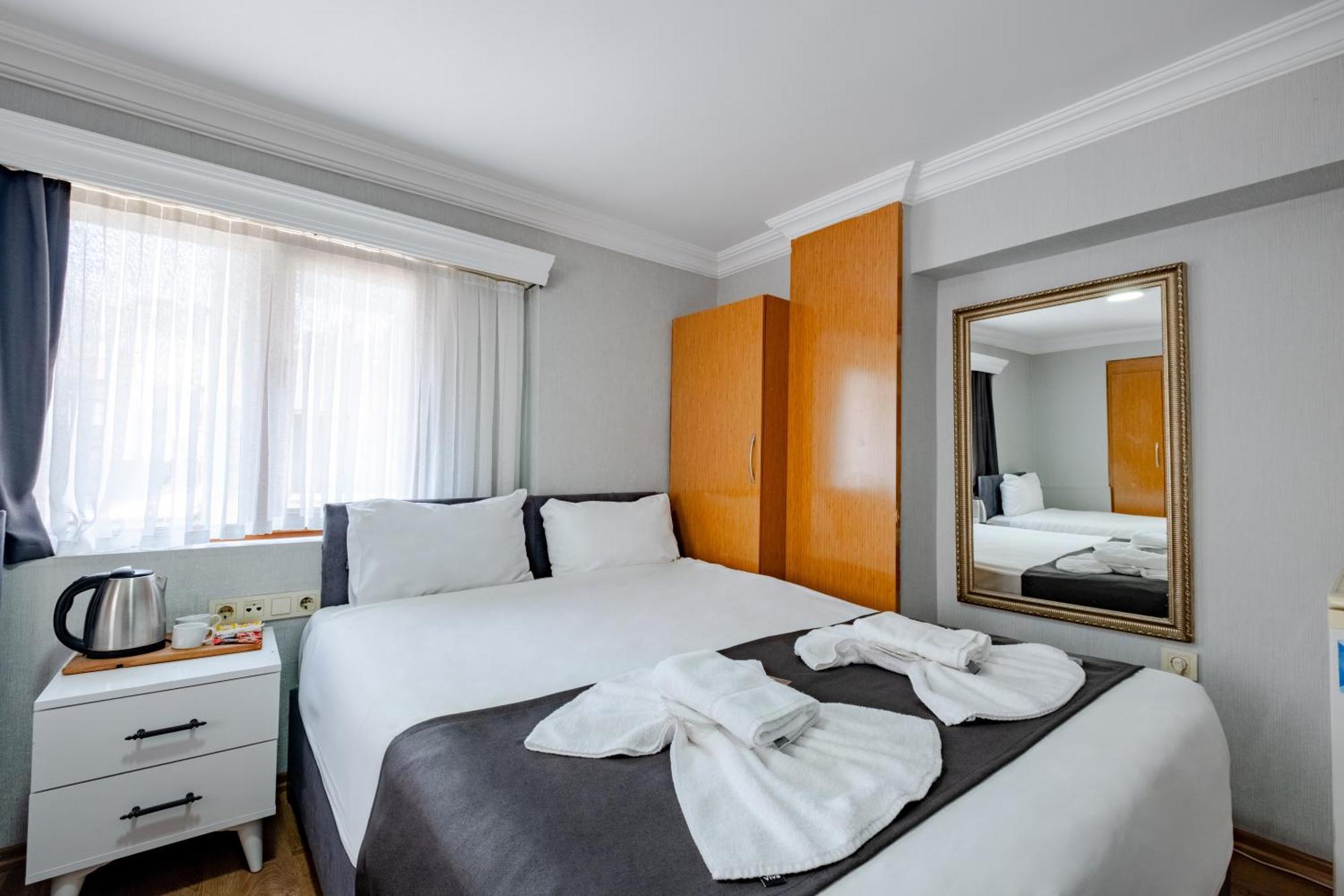 Jammy Hotel *