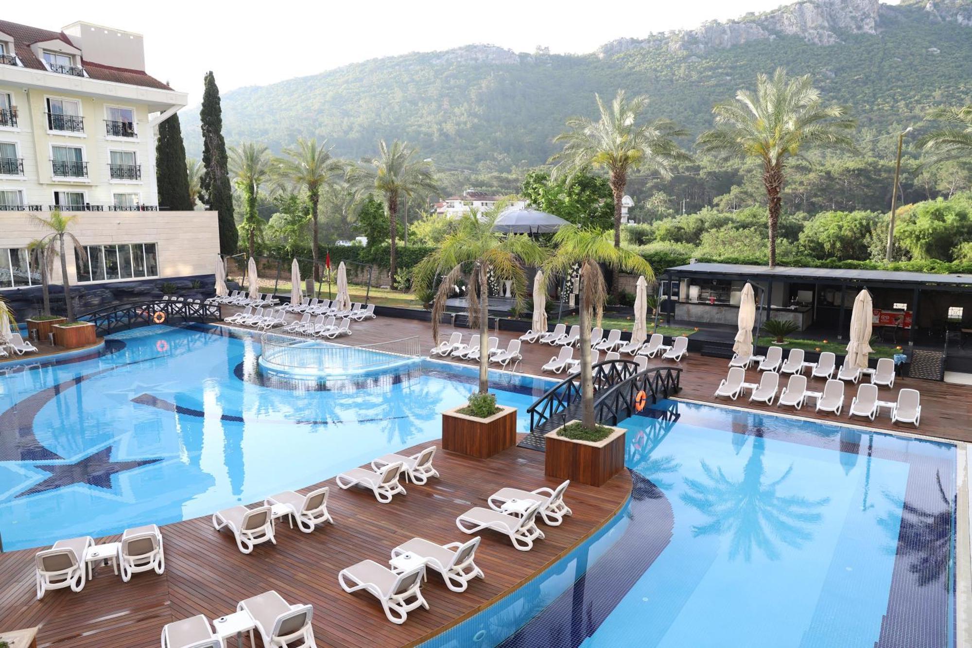Hotel Meder