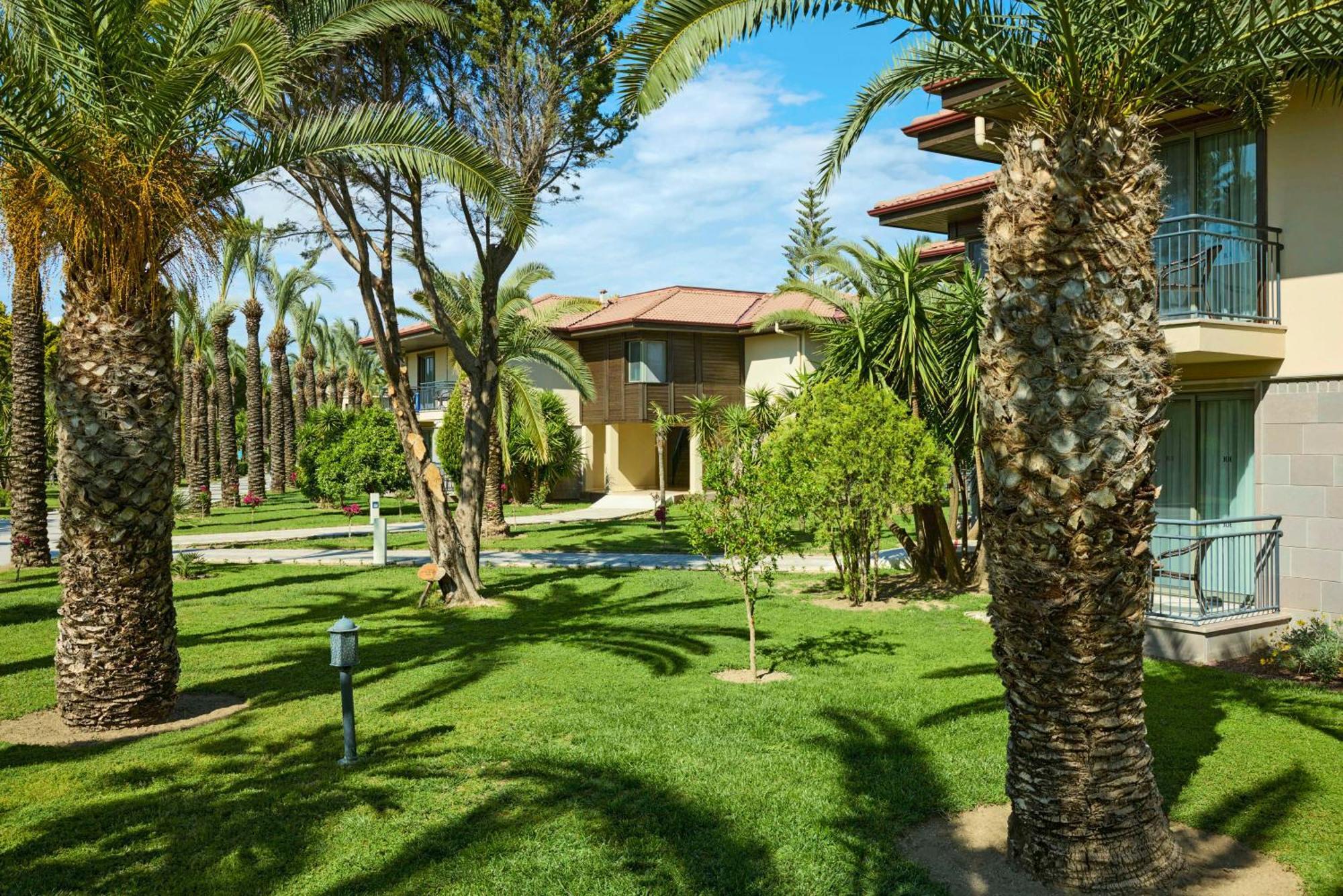 Tui Blue Palm Garden Resort Side