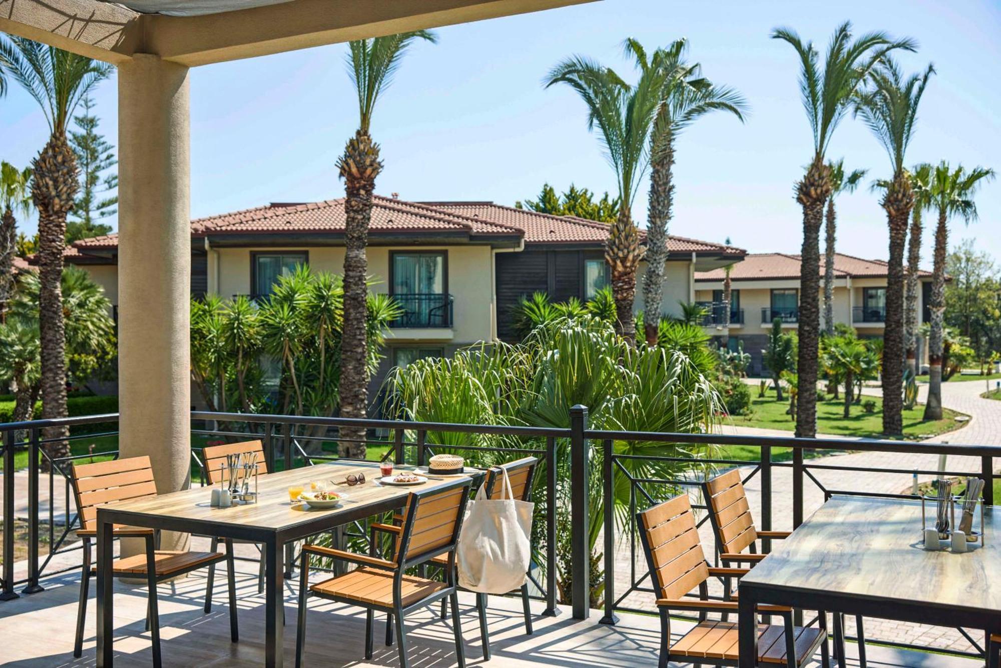Tui Blue Palm Garden Side