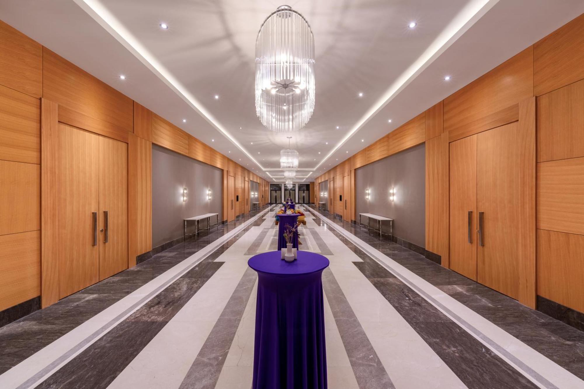 Trendy Lara Hotel
