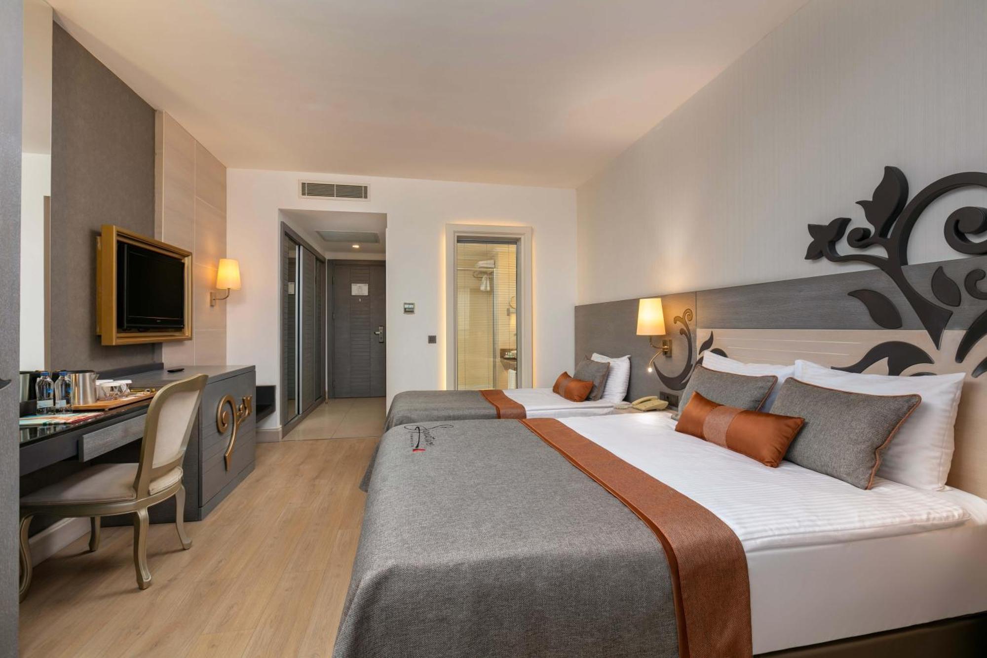 Hotel Kirman Belazur & 5*