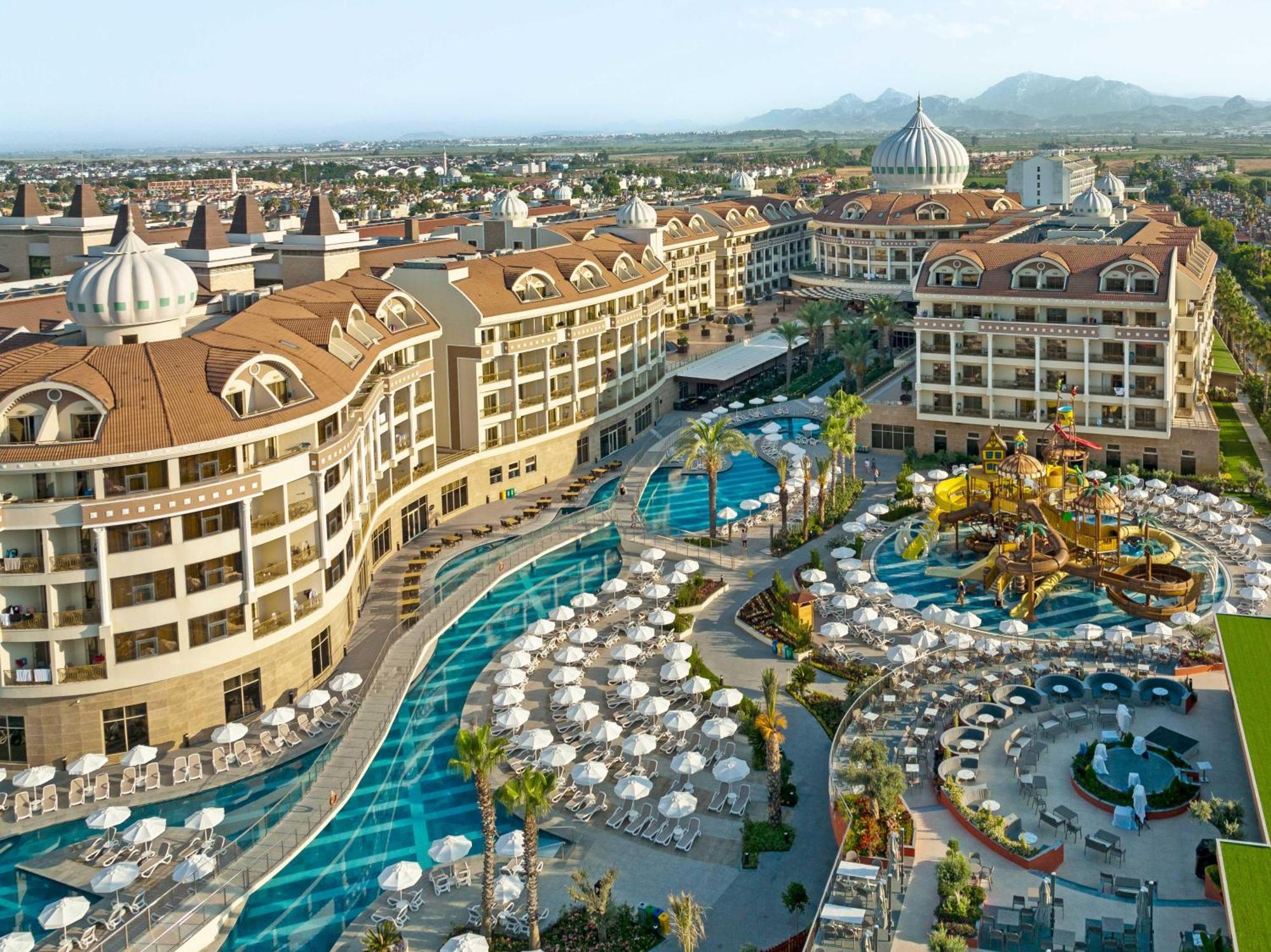Kirman Belazur & Hotel