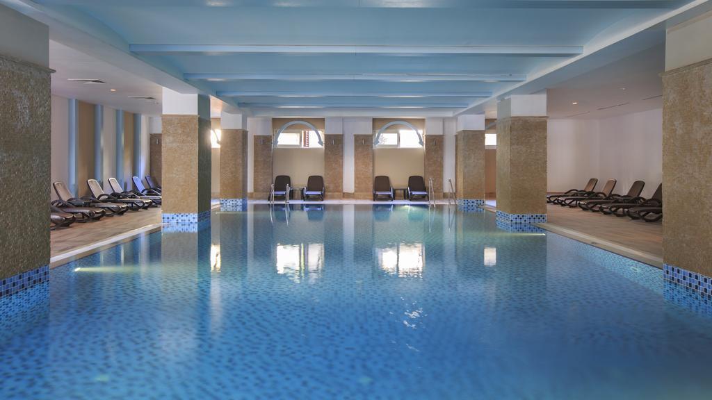 Hotel Crown Palace Ultra 5*