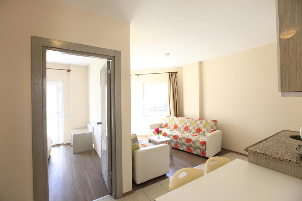 Hotel Hanay Suit Side