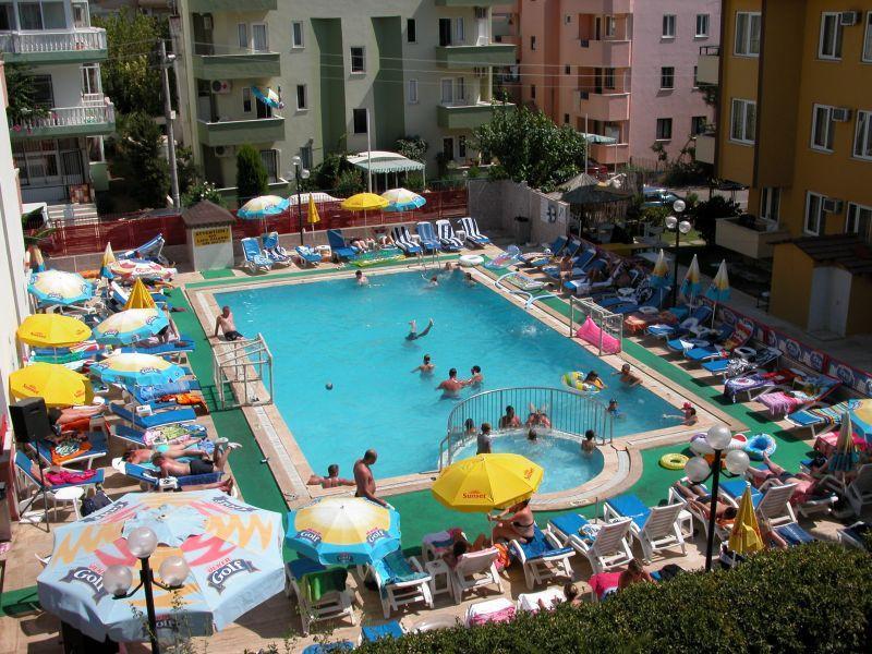 Aparthotel Rosy 2*