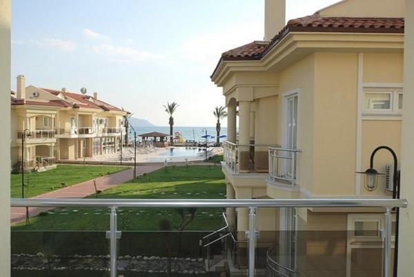 Sunset Beach Club