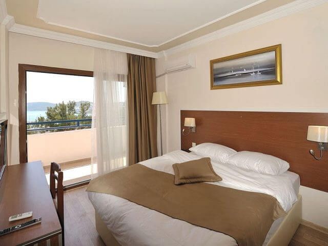 The Life Center Bed & Breakfast 3*