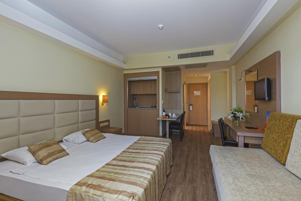 Sentido Palmet Kemer