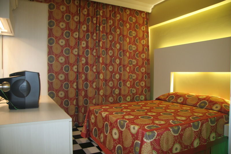 Orient Hotel